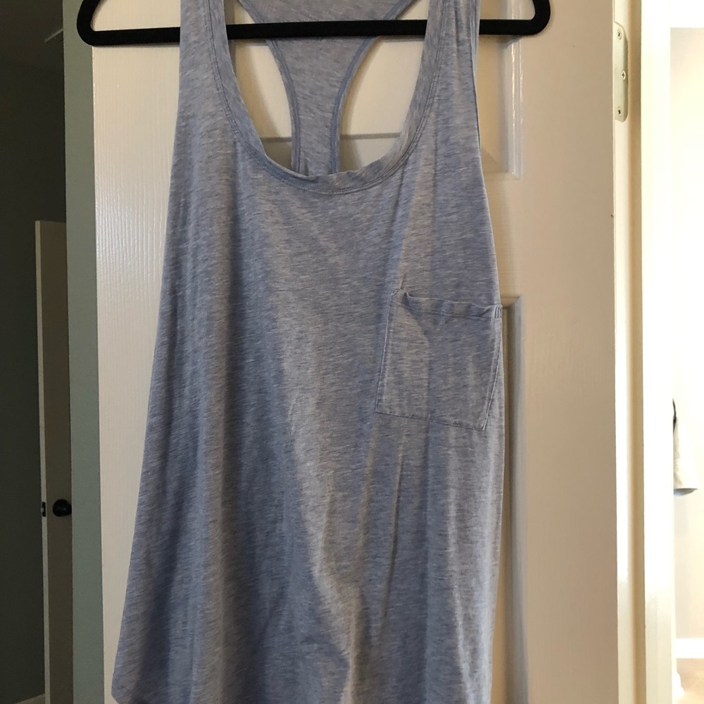 Lululemon workout tank